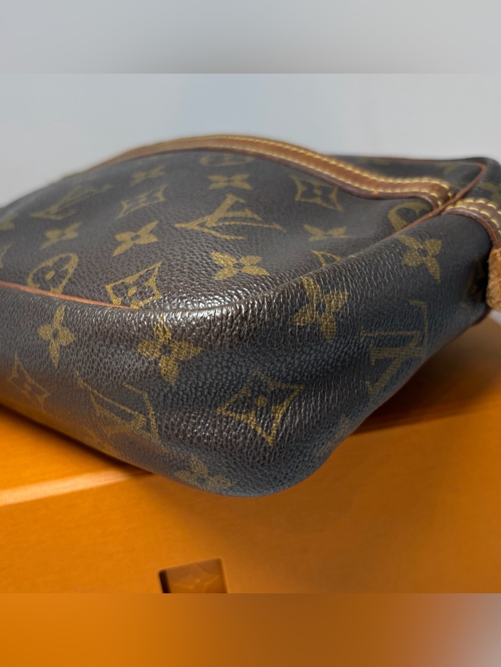 Louis Vuitton Compeigne 23 monogram clutch/pouch - Picture 10 of 11